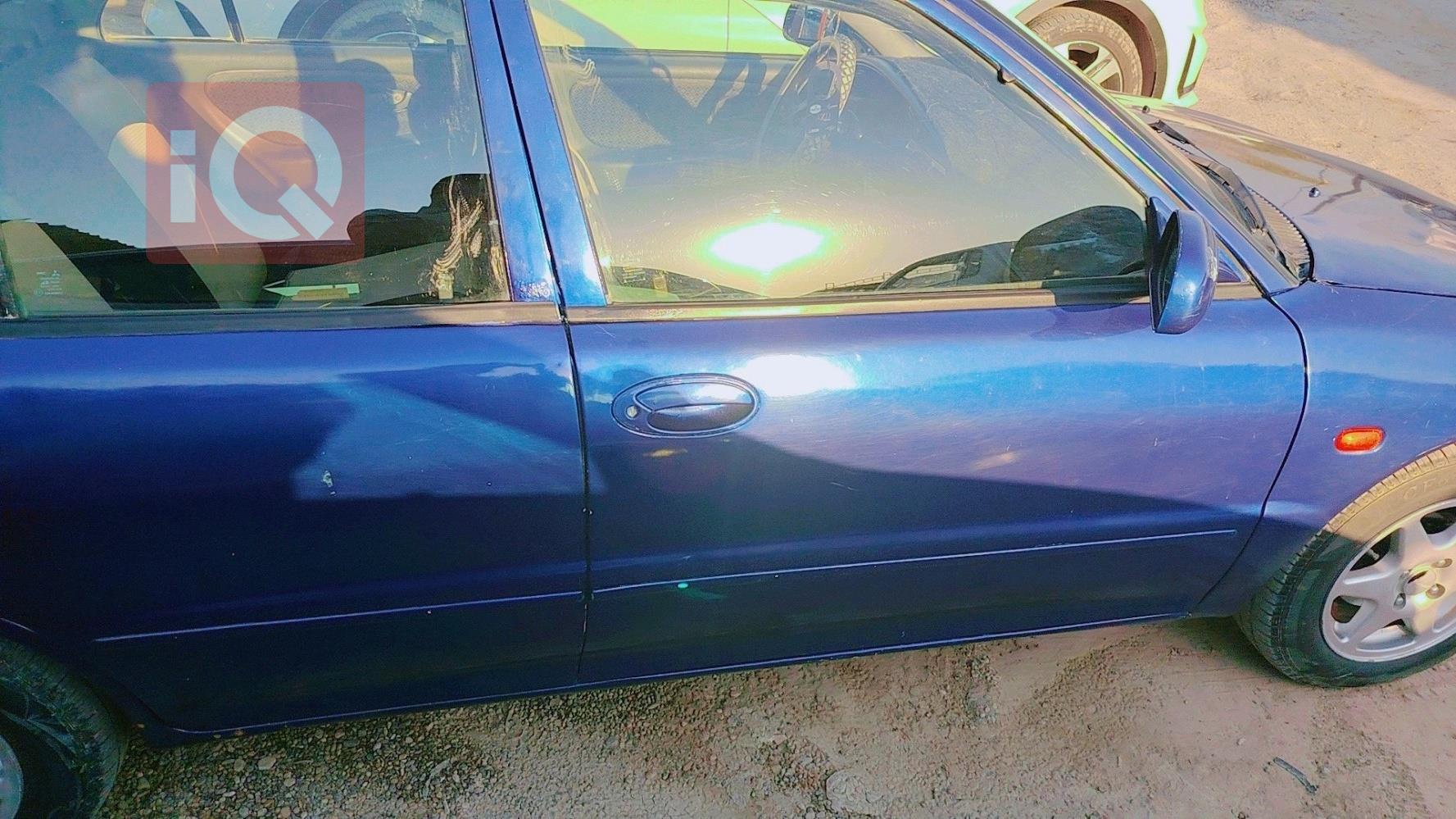 بروتون ويرا